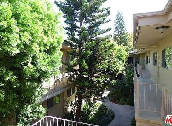 3rd image of 1433 Rock Glen Ave APT 13