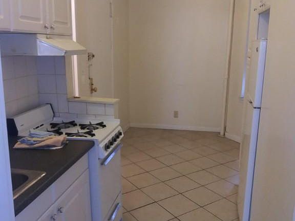 4th image of 414 E 77th St APT 2B