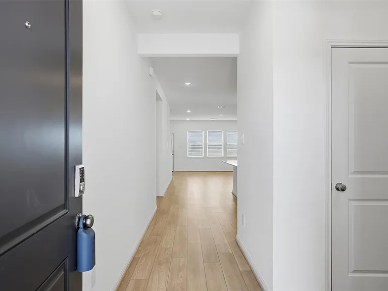 21835 Canyon Moon Ln — Photo 5