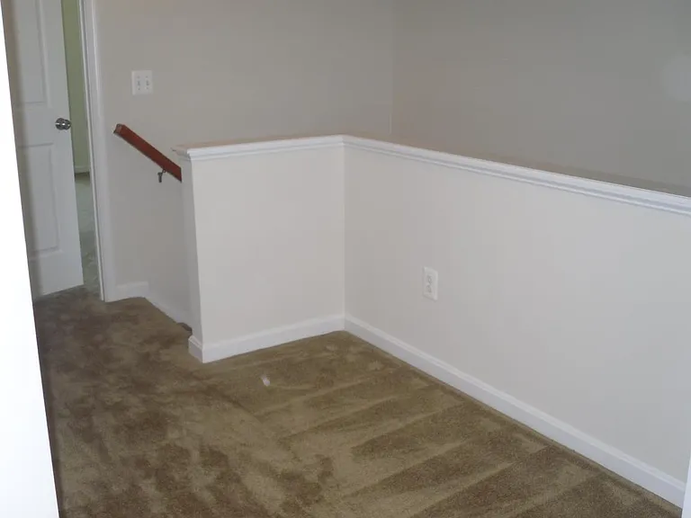 Walkway space between BR
