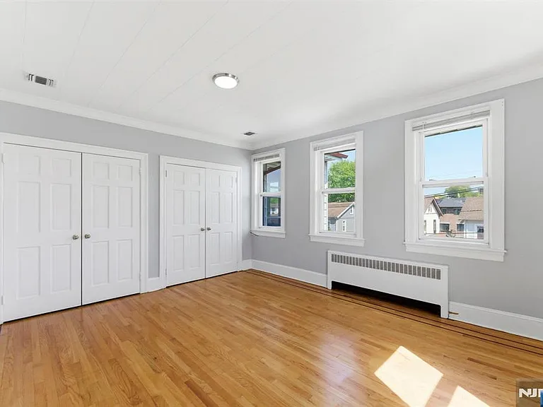 773 Kingsland Ave — Photo 9