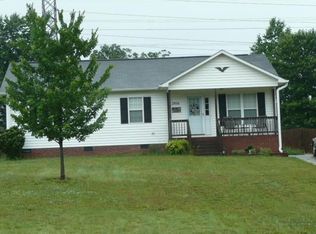 2956 Durant Dr, Winston Salem, NC 27107