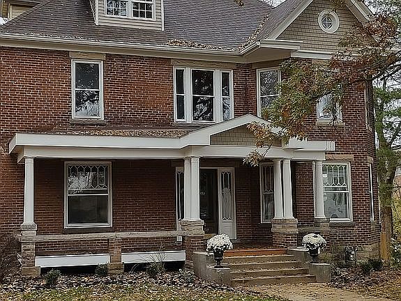 Left Side Front View