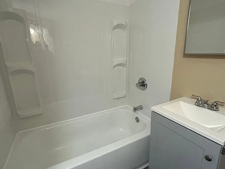 401 Hannibal St — Photo 23