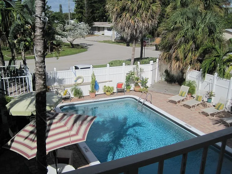 1492 Holly Heights Dr #1 — Photo 26