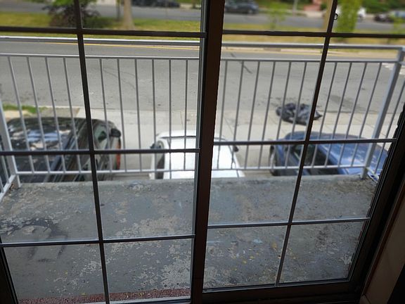 2nd image of 8666 Midland Pkwy #2