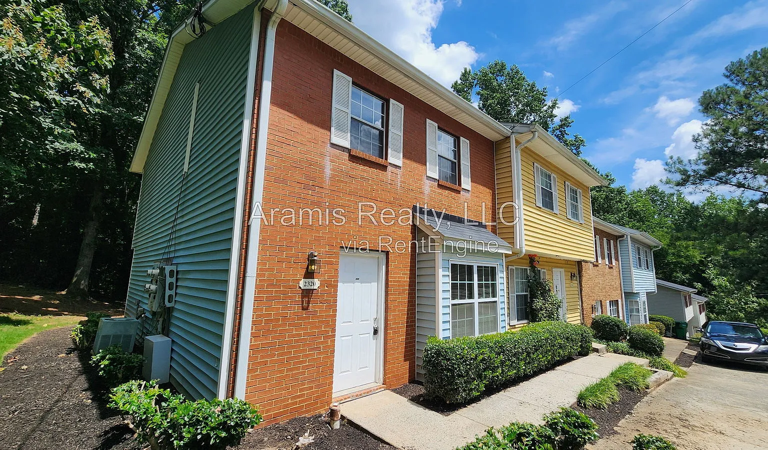 2 bed, 2.5 bath, 1280 sqft, $1,450 — Photo 1