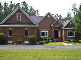 13535 Chesdin Shores Dr, Chesterfield, VA 23838