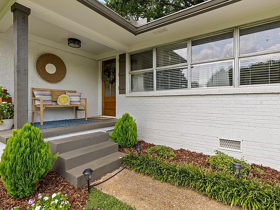 5th image of 6929 Hickory View Ln