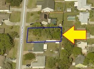 873 New Zealand Ave NW, Palm Bay, FL 32907