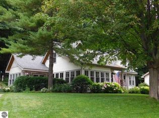 11171 Bluff Rd, Traverse City, MI 49686