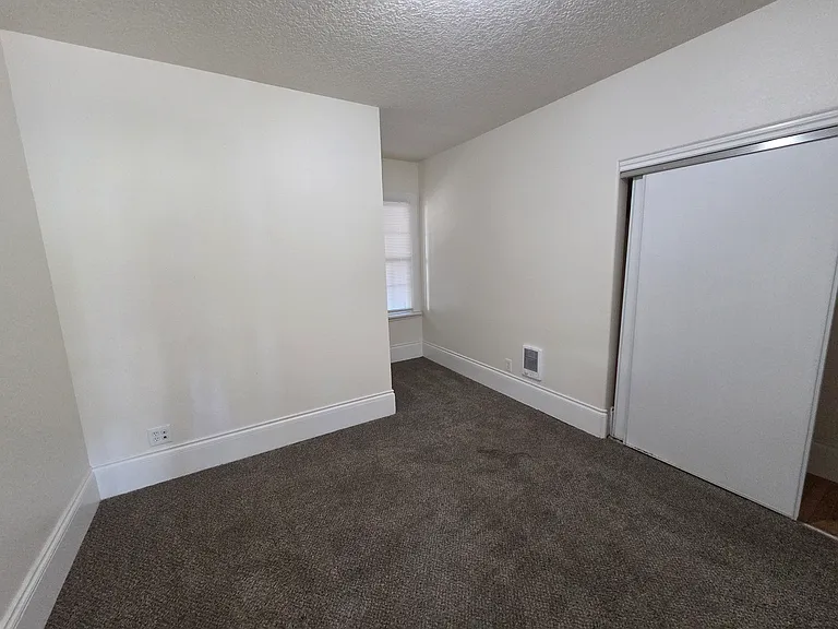 15616 SE Division St #2 — Photo 7