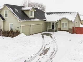 1088 W 4th St N, Middleton, ID 83644