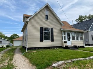 115 W Birch St, Canton, IL 61520