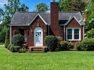 7090 Reynolda Rd, Pfafftown, NC 27040