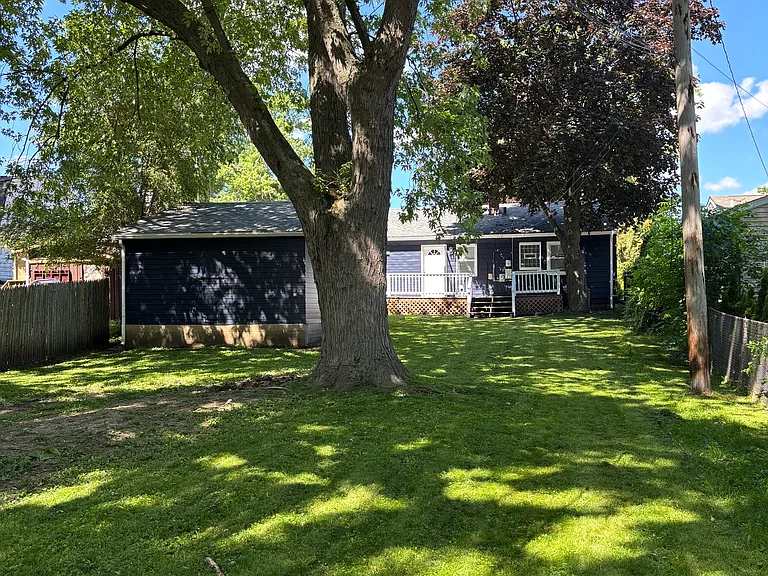 2315 Elim Ave — Photo 14