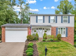 142 Peridot Dr, Verona, PA
