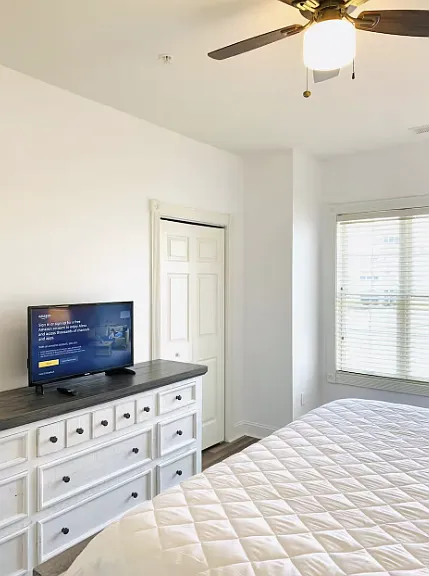 4825 Luster Leaf Cir #201 — Photo 16