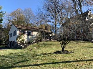 35 Willis St, Bristol, CT 06010