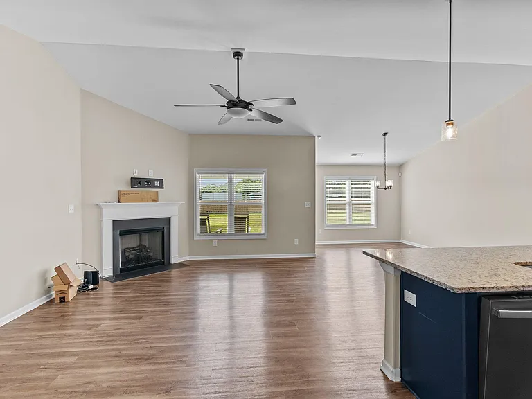 116 Harvest Blvd — Photo 16