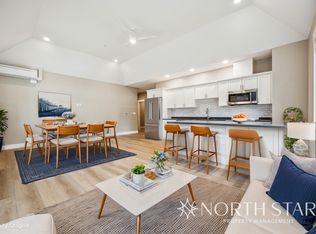 16500 SW Boones Ferry Rd, Lake Oswego, OR 97035