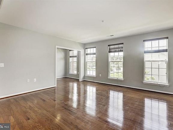 5th image of 6295 Aster Haven Cir #4