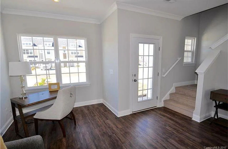 3 bed, 1513 sqft, $2,100 — Photo 4