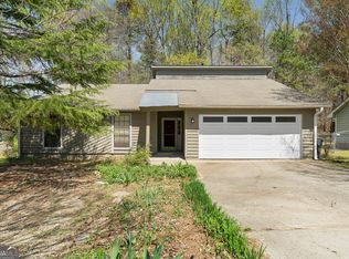2570 Rosedale Rd, Snellville, GA 30078