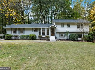 1464 Rochelle Dr, Atlanta, GA 30338