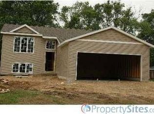 2139 Oregon Ave SW, Wyoming, MI 49519