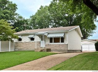 185 Calbreath Ct, Florissant, MO 63031