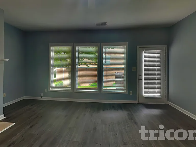 205 Ledgewood Mill Way — Photo 3