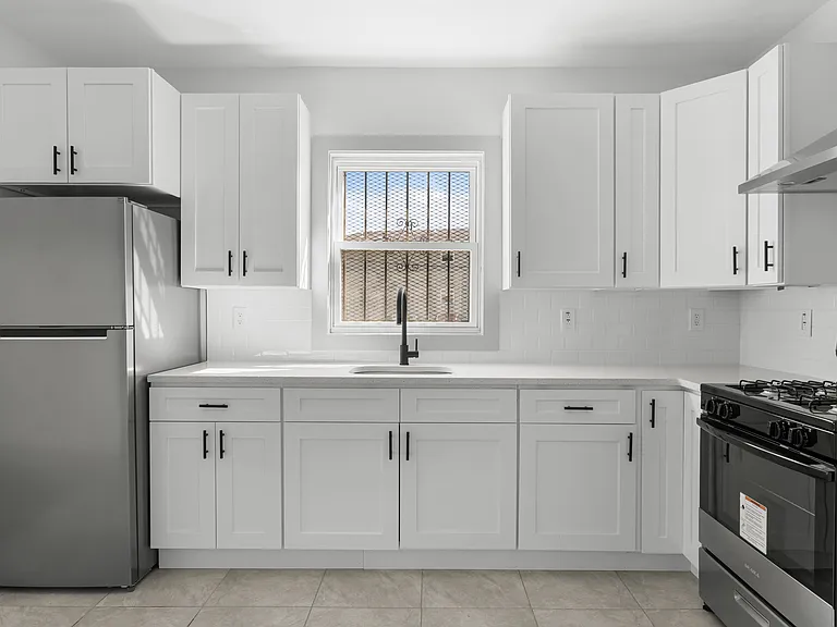 163 Summit Ave — Photo 7