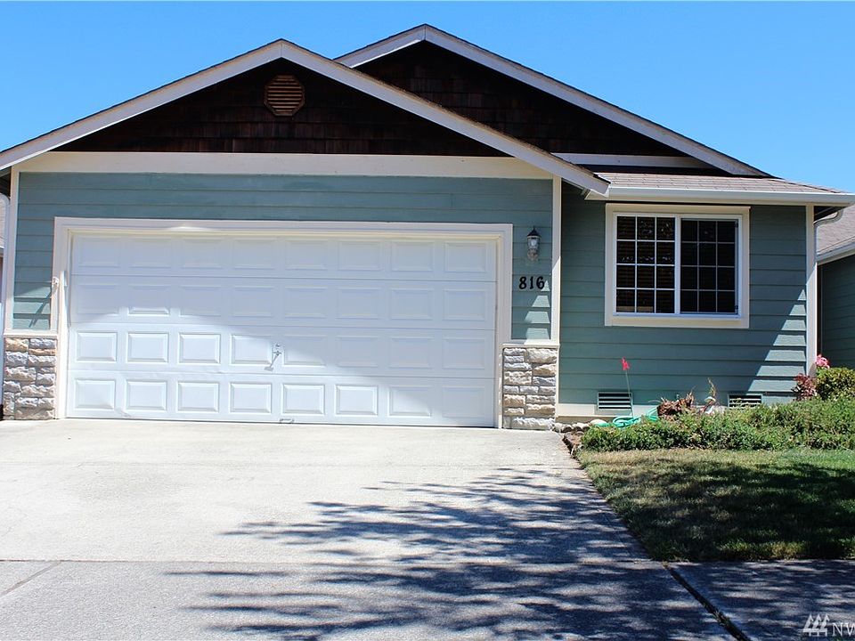 1st image of 816 Avalon Ct SE