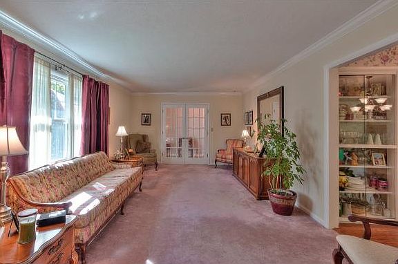 5th image of 1600 Paty Dr