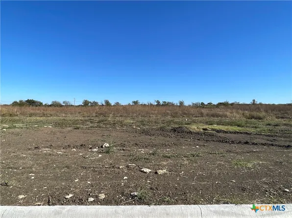 2050 Botts Dr, Salado, TX 76571