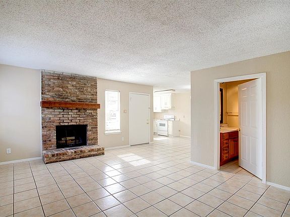 3rd image of 708 N Cooper St #710
