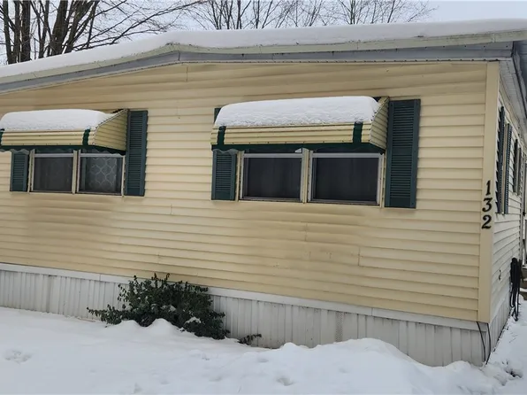 202 W Main Rd #132, Conneaut, OH 44030