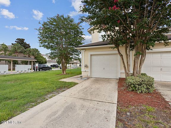 3rd image of 574 Southbranch Dr