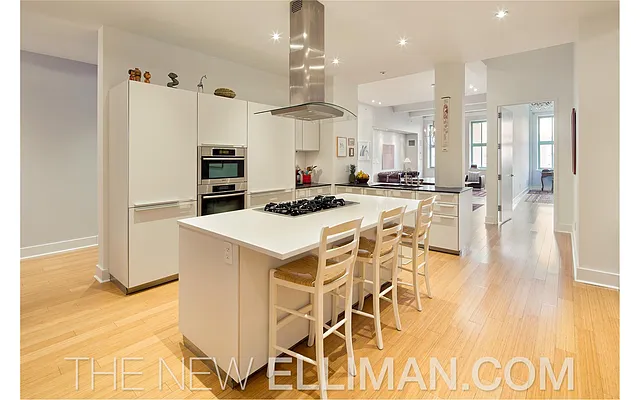 Sold by Douglas Elliman | media 14