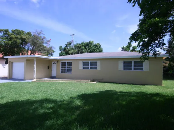 125 NE 21st St, Boca Raton, FL 33431