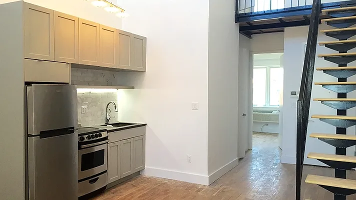 Rented by Nooklyn NYC LLC | media 74