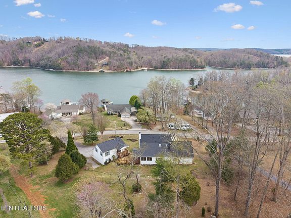 2nd image of 2060 Torbett Rd