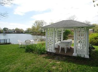 29 Hazel Ln, Larchmont, NY 10538