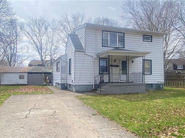 16 C St, Niagara Falls, NY 14303