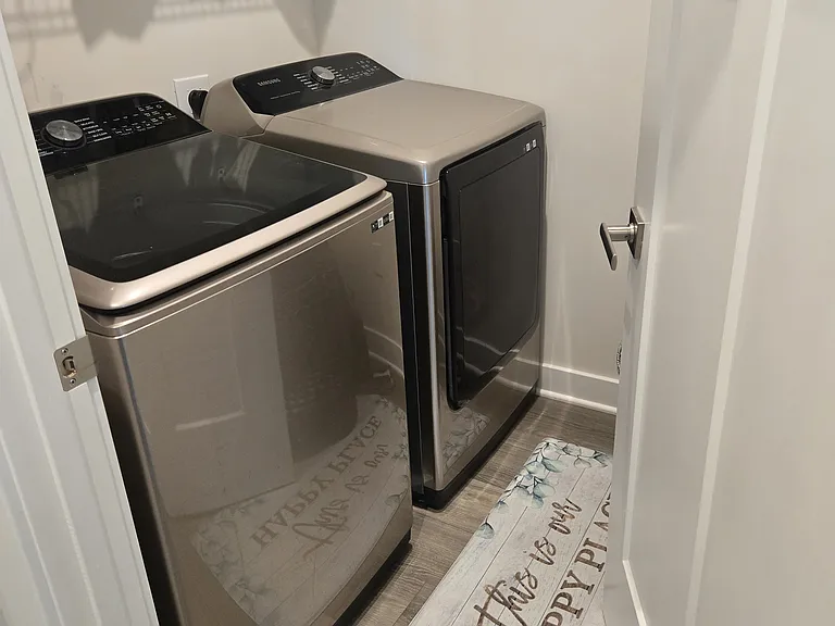 2056 Codaz Way — Photo 11