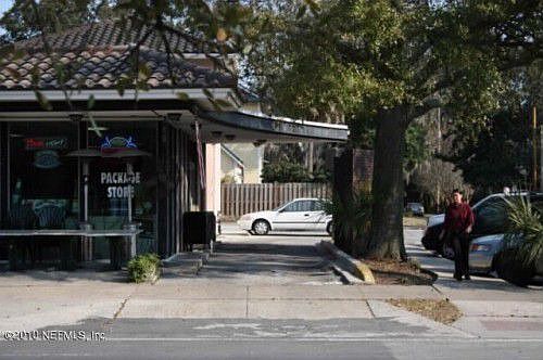 3rd image of 3644 Saint Johns Ave