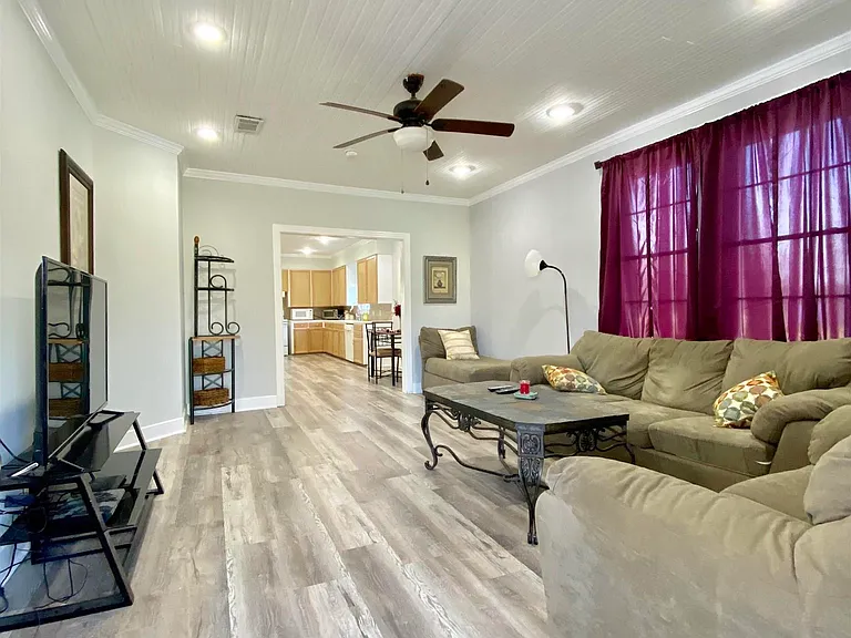 14039 Young Rd — Photo 2