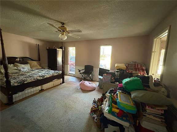 4th image of 4750 Ridgewood Rd