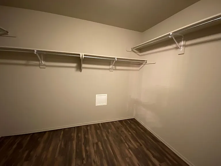 4517 Hunter Blvd — Photo 21